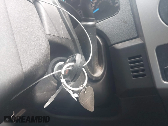 2013 Ford F-150 XL с VIN 1FTFW1EF7DKG35996, выставлен на аукционе IAAI как лот 42263154 с пробегом 195 758 миль миль и . История ставок и продаж доступна на DreamBid. Изображение 11.