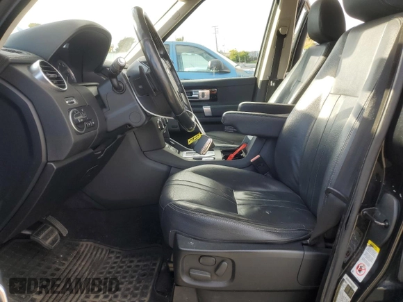 2016 Land Rover LR4 HSE with VIN SALAG2V69GA790209, listed as a Copart auction lot 48188625 with 137,414 mi miles and Clean Title. Bid and sale history available at DreamBid. Image 7.