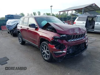 2024 Jeep Grand Cherokee Limited z VIN 1C4RJHBG9RC697080, wystawiony jako IAAI lot #42071482 z przebiegiem 14 210 mil mil oraz . Historia ofert i sprzedaży dostępna na DreamBid. Obrazek 1.