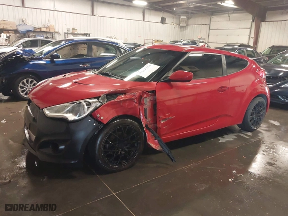 2013 Hyundai Veloster RE:MIX with VIN KMHTC6AD7DU087334, listed as a IAAI auction lot 40162914 with 121,371 mi miles. Bid and sale history available at carsss.com. Image 17.