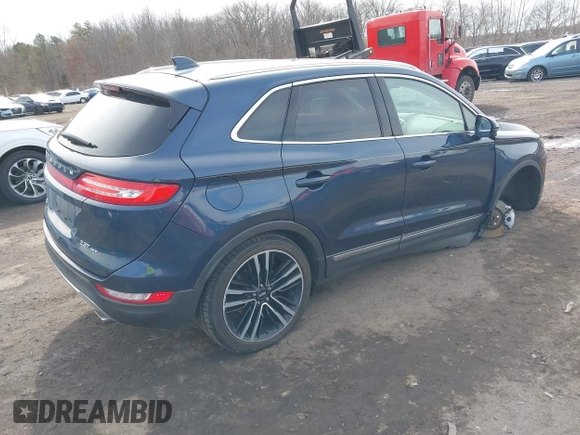 2017 Lincoln MKC Reserve z VIN 5LMTJ3DH0HUL70096, wystawiony jako IAAI lot #41621892 z przebiegiem 115 071 mil mil oraz . Historia ofert i sprzedaży dostępna na DreamBid. Obrazek 4.