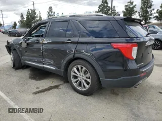 2021 Ford Explorer Limited with VIN 1FMSK7FHXMGB52658, listed as a Copart auction lot 48803235 with 92,158 mi miles and Clean Title. Bid and sale history available at carsss.com. Image 2.