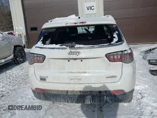 2022 Jeep Compass Altitude with VIN 3C4NJDBB0NT133506, listed as a IAAI auction lot 41540936 with 78,277 mi miles and . Bid and sale history available at carsss.com. Image 16.