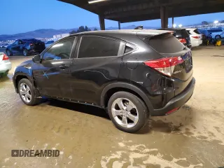 2022 Honda HR-V LX with VIN 3CZRU6H38NM744845, listed as a Copart auction lot 83813314 with 37,794 mi miles and Salvage Title. Bid and sale history available at carsss.com. Image 2.