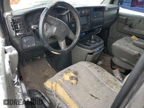 2007 Chevrolet Express Passenger z VIN 1GAHG39U471178707, wystawiony jako Copart lot #86510224 z przebiegiem Nie podano mil oraz Szkoda całkowita • Salvage title. Historia ofert i sprzedaży dostępna na DreamBid. Obrazek 8.