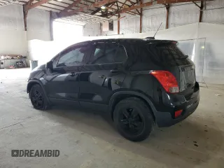 2019 Chevrolet Trax LS z VIN 3GNCJKSBXKL326681, wystawiony jako Copart lot #52777315 z przebiegiem 62 451 mil mil oraz Szkoda całkowita • Salvage title. Historia ofert i sprzedaży dostępna na DreamBid. Obrazek 2.