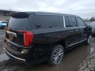 2022 GMC Yukon XL Denali with VIN 1GKS2JKT8NR211969, listed as a Copart auction lot 81858004 with 176,693 mi miles and Salvage Title. Bid and sale history available at carsss.com. Image 3.