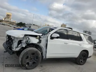 2021 Chevrolet Tahoe Commercial z VIN 1GNSKLED4MR443776, wystawiony jako Copart lot #57034305 z przebiegiem 48 241 mil mil oraz Szkoda całkowita • Salvage title. Historia ofert i sprzedaży dostępna na DreamBid. Obrazek 1.