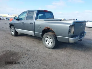 2006 Dodge Ram 1500 SLT with VIN 1D7HU18246S668731, listed as a IAAI auction lot 41916450 with 327,829 mi miles. Bid and sale history available at carsss.com. Image 3.