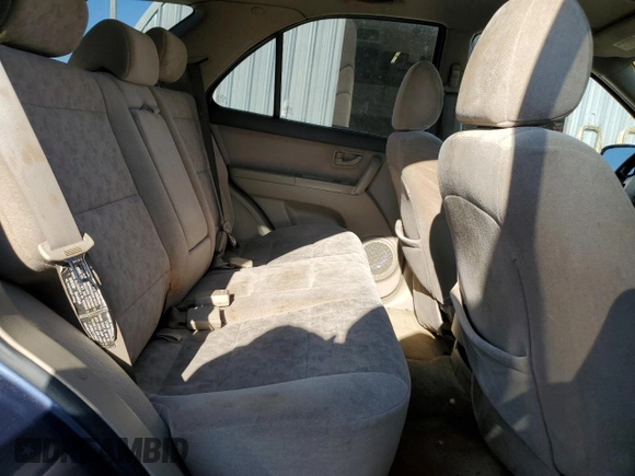 2004 Kia Sorento LX with VIN KNDJC733745294726, listed as a Copart auction lot 86626544 with 178,738 mi miles and Salvage Title. Bid and sale history available at carsss.com. Image 11.