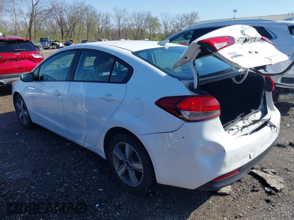 2018 Kia Forte LX with VIN 3KPFL4A7XJE172243, listed as a IAAI auction lot 41957937 with 105,221 mi miles. Bid and sale history available at carsss.com. Image 3.