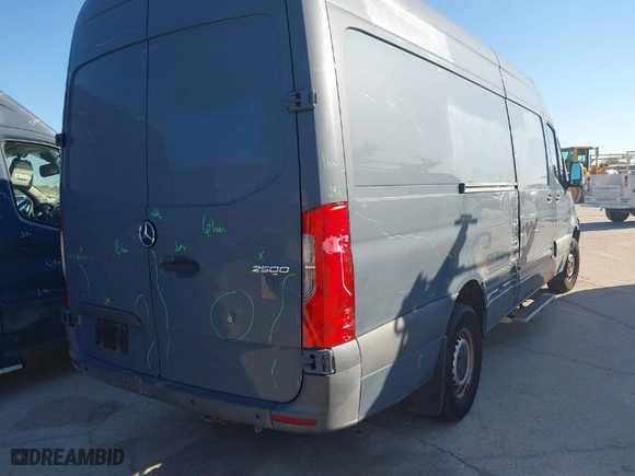 2019 Mercedes-Benz Sprinter Cargo Van with VIN WD4PF1CD7KP128348, listed as a IAAI auction lot 40745607 with 104,971 mi miles. Bid and sale history available at carsss.com. Image 4.
