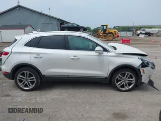 2017 Lincoln MKC Reserve with VIN 5LMCJ3D9XHUL55999, listed as a IAAI auction lot 42691155 with Not provided miles and . Bid and sale history available at DreamBid. Image 13.