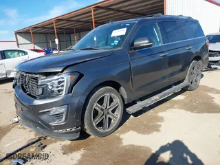 2019 Ford Expedition Limited with VIN 1FMJU1KT0KEA31594, listed as a IAAI auction lot 41311321 with 71,849 mi miles. Bid and sale history available at carsss.com. Image 2.