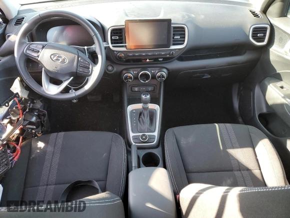 2024 Hyundai Venue SEL with VIN KMHRC8A30RU331698, listed as a Copart auction lot 44720575 with 661 mi miles and Salvage title. Bid and sale history available at DreamBid. Image 8.