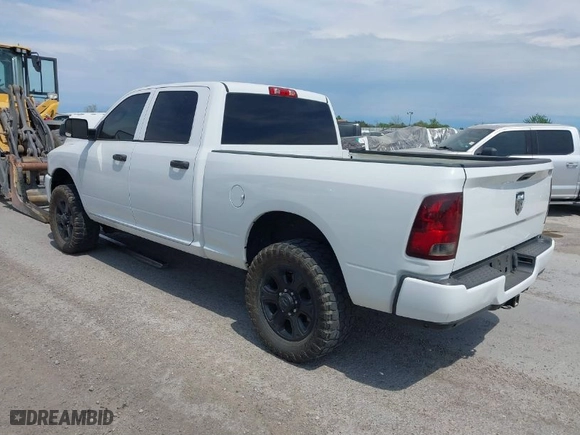 2018 Ram 2500 Tradesman with VIN 3C6UR4CJ0JG188350, listed as a IAAI auction lot 41787630 with 122,434 mi miles. Bid and sale history available at carsss.com. Image 3.