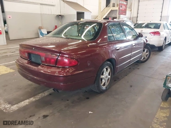 2001 Buick Regal LS with VIN 2G4WB55K711255189, listed as a IAAI auction lot 40831580 with 1 mi miles. Bid and sale history available at carsss.com. Image 4.