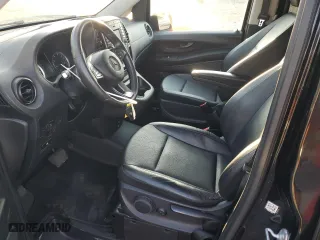 2018 Mercedes-Benz Metris Passenger Van with VIN WD4PG2EEXJ3404973, listed as a Copart auction lot 81458874 with 117,446 mi miles and Clean Title. Bid and sale history available at carsss.com. Image 7.