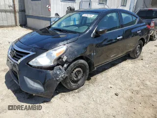 2016 Nissan Versa S Plus with VIN 3N1CN7AP1GL885599, listed as a Copart auction lot 61250705 with 114,396 mi miles and Clean title. Bid and sale history available at DreamBid. Image 1.