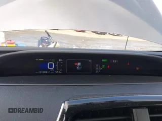 2016 Toyota Prius Four z VIN JTDKARFU2G3022031, wystawiony jako IAAI lot #41631802 z przebiegiem 151 389 mil mil oraz . Historia ofert i sprzedaży dostępna na DreamBid. Obrazek 7.