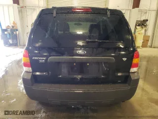 2006 Ford Escape XLT with VIN 1FMYU03166KB58444, listed as a Copart auction lot 50364995 with 225,213 mi miles and Salvage Title. Bid and sale history available at carsss.com. Image 6.