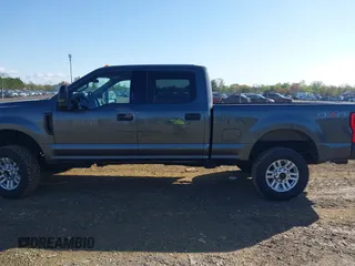 2018 Ford Super Duty F-250 SRW XL with VIN 1FT7W2B64JEC34849, listed as a IAAI auction lot 41970883 with 191,631 mi miles. Bid and sale history available at carsss.com. Image 14.