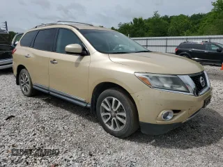 2013 Nissan Pathfinder SL with VIN 5N1AR2MN0DC647347, listed as a Copart auction lot 55679735 with 136,956 mi miles and Clean Title. Bid and sale history available at DreamBid. Image 4.