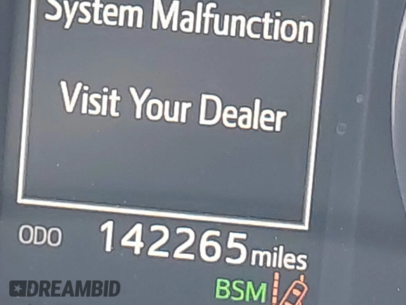 2018 Toyota RAV4 XLE with VIN 2T3WFREV8JW425464, listed as a IAAI auction lot 41977877 with 142,265 mi miles and . Bid and sale history available at carsss.com. Image 15.