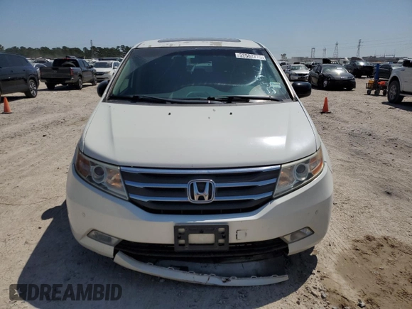 2013 Honda Odyssey Touring with VIN 5FNRL5H94DB021388, listed as a Copart auction lot 52582775 with 141,566 mi miles and Salvage Title. Bid and sale history available at carsss.com. Image 5.