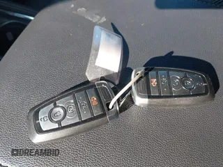 2024 Ford Expedition XLT с VIN 1FMJU1J89REA34338, выставлен на аукционе IAAI как лот 42217647 с пробегом 46 609 миль миль и . История ставок и продаж доступна на DreamBid. Изображение 11.
