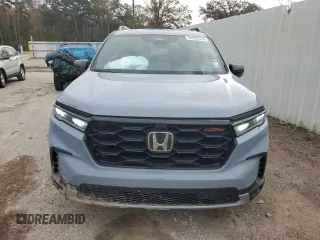 2023 Honda Pilot TrailSport with VIN 5FNYG1H6XPB055158, listed as a Copart auction lot 84902314 with 28,223 mi miles and Salvage Title. Bid and sale history available at carsss.com. Image 5.