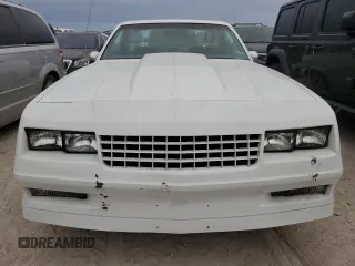 1984 Chevrolet El Camino z VIN 1GCCW80H7ER173291, wystawiony jako Copart lot #76606244 z przebiegiem Nie podano mil oraz Szkoda całkowita • Salvage title. Historia ofert i sprzedaży dostępna na DreamBid. Obrazek 5.