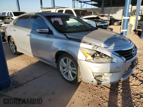 2013 Nissan Altima SV z VIN 1N4BL3AP7DC192525, wystawiony jako Copart lot #57484695 z przebiegiem 251 758 mil mil oraz Szkoda całkowita • Salvage title. Historia ofert i sprzedaży dostępna na DreamBid. Obrazek 4.