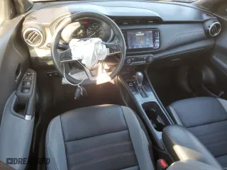 2022 Nissan Kicks SR with VIN 3N1CP5DV4NL489396, listed as a Copart auction lot 45162275 with 34,968 mi miles and Salvage Title. Bid and sale history available at carsss.com. Image 8.