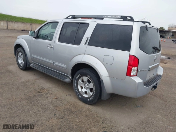2006 Nissan Pathfinder SE with VIN 5N1AR18U46C604709, listed as a IAAI auction lot 41735976 with 123,548 mi miles. Bid and sale history available at carsss.com. Image 3.