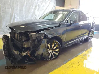 2023 Volvo XC90 Plus with VIN YV4062PN7P1993333, listed as a Copart auction lot 49227985 with 40,711 mi miles and Salvage Title. Bid and sale history available at carsss.com. Image 1.
