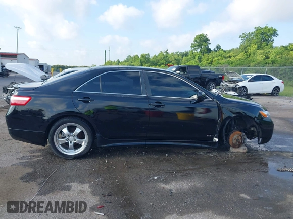 2008 Toyota Camry LE z VIN 4T1BE46K98U248029, wystawiony jako IAAI lot #42228084 z przebiegiem 108 006 mil mil oraz . Historia ofert i sprzedaży dostępna na DreamBid. Obrazek 13.