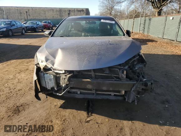 2015 Toyota Camry LE z VIN 4T1BD1FK1FU157092, wystawiony jako Copart lot #43041205 z przebiegiem 172 794 mil mil oraz Szkoda całkowita • Salvage title. Historia ofert i sprzedaży dostępna na DreamBid. Obrazek 5.