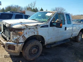 2014 Ford F-250 XL z VIN 1FT7X2B67EEB13106, wystawiony jako IAAI lot #41337143 z przebiegiem 116 625 mil mil oraz . Historia ofert i sprzedaży dostępna na DreamBid. Obrazek 14.