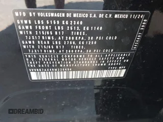 2024 Volkswagen Tiguan S z VIN 3VVRB7AX4RM226494, wystawiony jako IAAI lot #42000799 z przebiegiem 946 mil mil oraz . Historia ofert i sprzedaży dostępna na DreamBid. Obrazek 9.