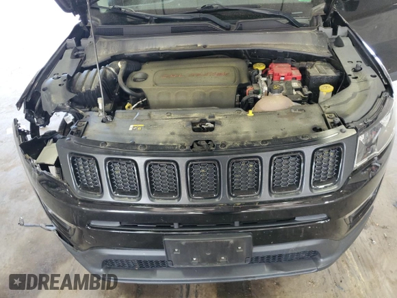 2019 Jeep Compass Altitude z VIN 3C4NJDBB8KT647373, wystawiony jako Copart lot #54104865 z przebiegiem 76 788 mil mil oraz Szkoda całkowita • Salvage title. Historia ofert i sprzedaży dostępna na DreamBid. Obrazek 12.