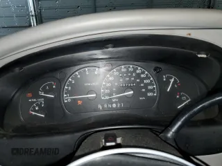 2000 Mazda B-Series 2WD Truck SE with VIN 4F4YR16V8YTM12086, listed as a Copart auction lot 82609244 with 297,354 mi miles and Salvage Title. Bid and sale history available at carsss.com. Image 9.
