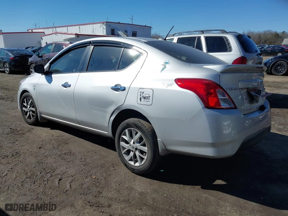 2019 Nissan Versa Sedan SV with VIN 3N1CN7AP2KL818910, listed as a IAAI auction lot 41542379 with 64,626 mi miles. Bid and sale history available at carsss.com. Image 3.