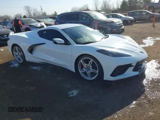 2023 Chevrolet Corvette 1LT z VIN 1G1YA2D48P5130350, wystawiony jako IAAI lot #41679244 z przebiegiem 7927 mil mil oraz . Historia ofert i sprzedaży dostępna na DreamBid. Obrazek 1.