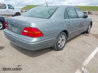 2002 Lexus LS 430 with VIN JTHBN30F820054549, listed as a IAAI auction lot 41988954 with 1 mi miles. Bid and sale history available at carsss.com. Image 4.