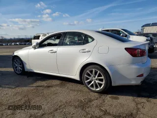 2011 Lexus IS 350 with VIN JTHCE5C29B5000138, listed as a Copart auction lot 42920825 with 105,420 mi miles and Salvage title. Bid and sale history available at DreamBid. Image 2.