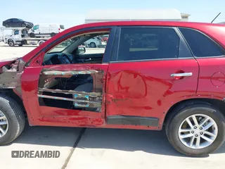 2015 Kia Sorento LX with VIN 5XYKT3A63FG630456, listed as a IAAI auction lot 41817900 with 102,382 mi miles. Bid and sale history available at carsss.com. Image 15.