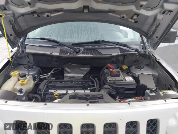 2014 Jeep Patriot Altitude with VIN 1C4NJPBA4ED812192, listed as a IAAI auction lot 42068589 with 221,337 mi miles and . Bid and sale history available at DreamBid. Image 10.
