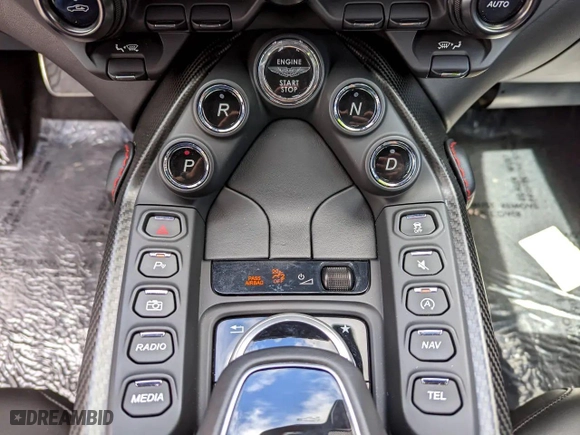 2019 Aston Martin Vantage with VIN SCFSMGAW4KGN0143X, listed as a Copart auction lot 49525045 with 9,949 mi miles and Clean Title. Bid and sale history available at carsss.com. Image 6.