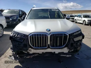 2023 BMW X7 xDrive40i z VIN 5UX23EM06P9N62562, wystawiony jako Copart lot #44948594 z przebiegiem 35 091 mil mil oraz Szkoda całkowita • Salvage title. Historia ofert i sprzedaży dostępna na DreamBid. Obrazek 5.
